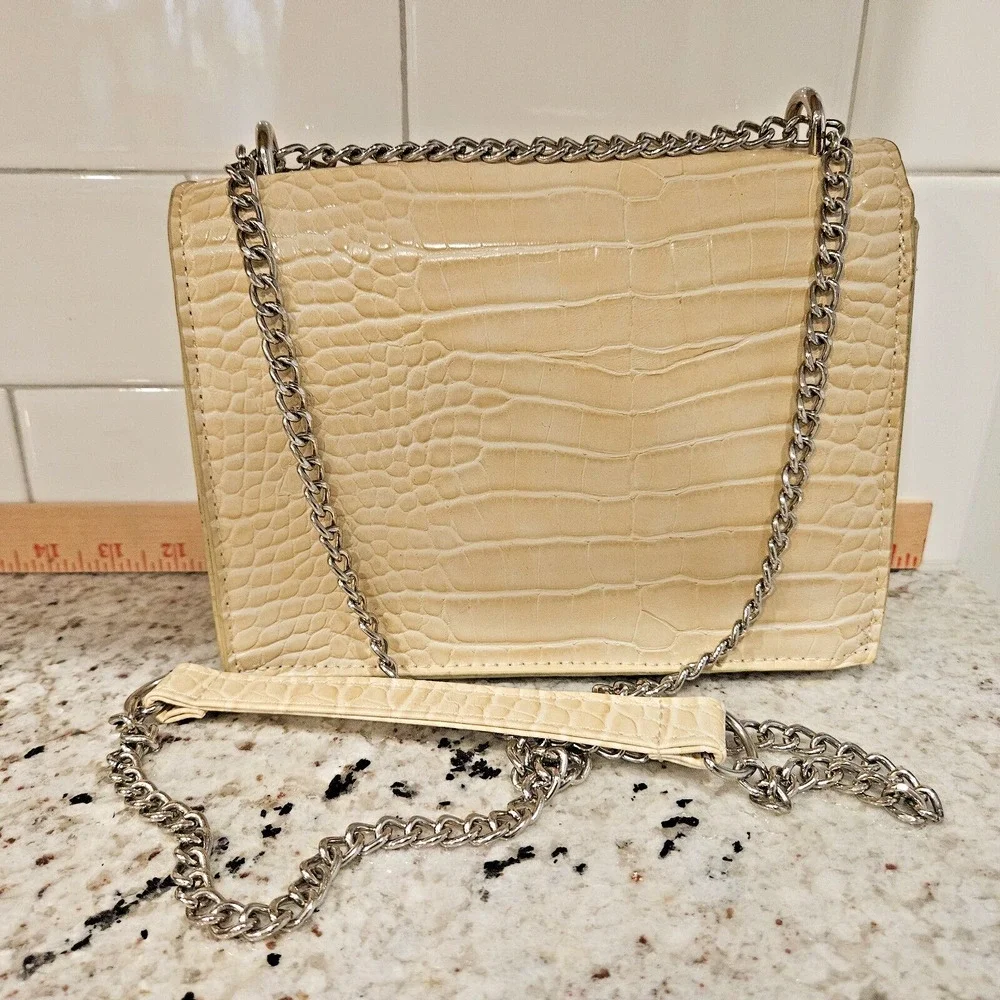 Akira‎ Beige Faux Crocodile Leather Bag with Chain Strap - Sexy, Contemporary